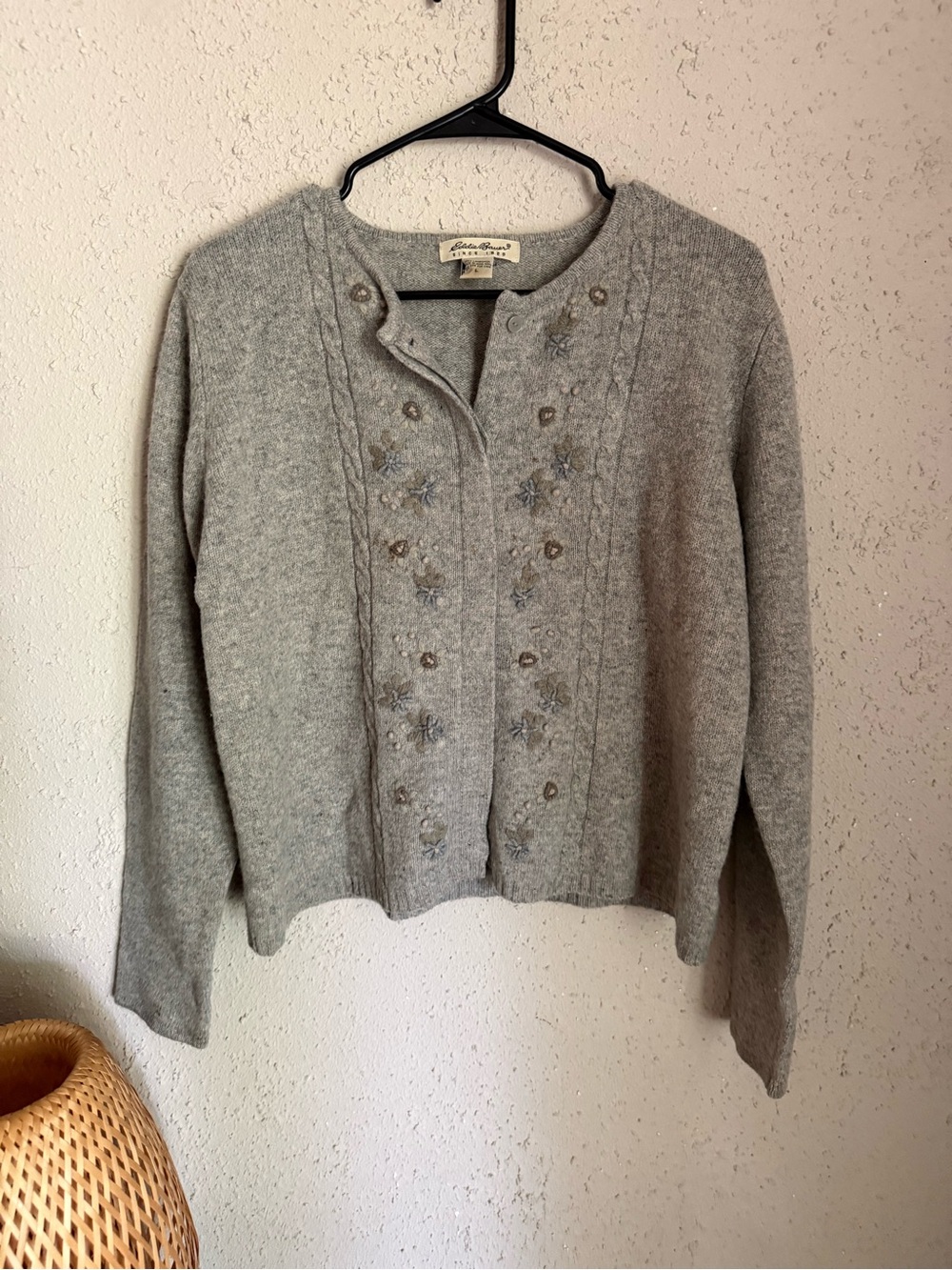 Vintage Eddie Bauer 100% Lambswool Embroidered Cardigan